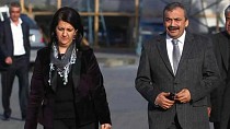 DEM PARTİ HEYETİ İMRALI,DAN DÖNDÜ - haberi
